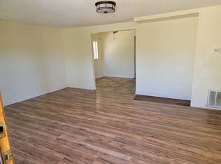 6636 Lincoln Ave, Carmichael, CA