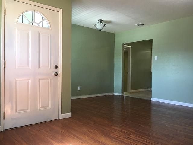 1st image of 1524 W Virginia St