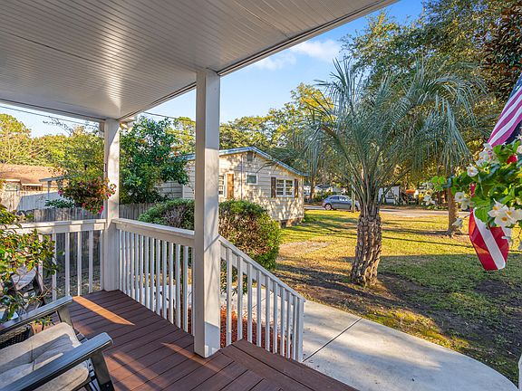 4th image of 1522 N Avalon Cir