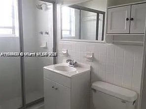 250 S Shore Dr #5 — Photo 8