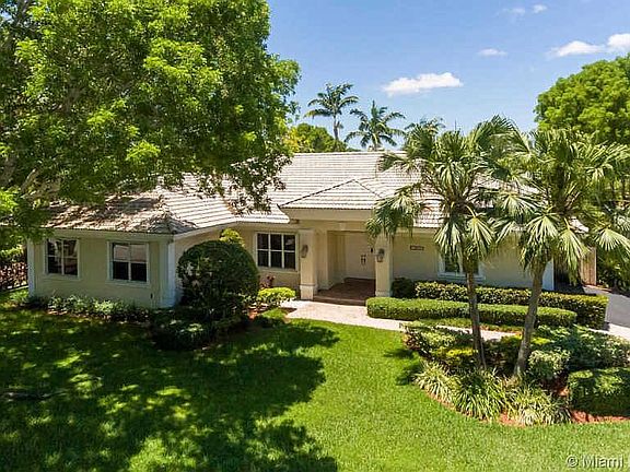 4th image of 16550 SW 77th Ct