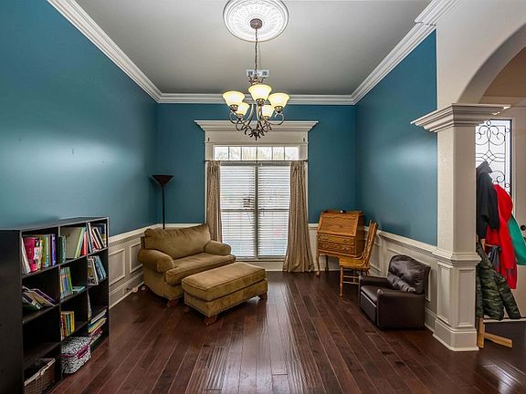 FORMAL DINING OR OFFICE
