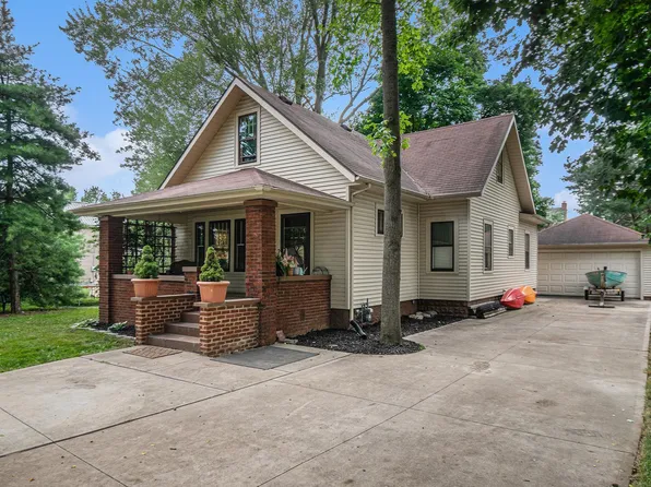 1011 N Main St, Auburn, IN 46706