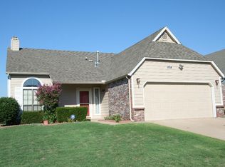 8632 S 89th Pl E, Tulsa, OK 74133