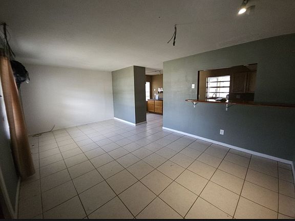4th image of 6901 Travis Blvd