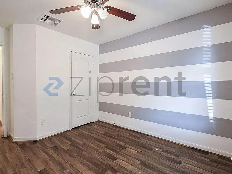 4218 Kendall Rock Ln — Photo 25