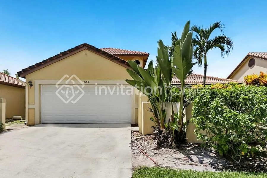 12190 Brisbane Ln