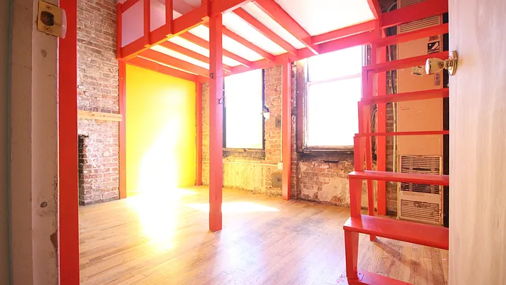 Rented by Nooklyn NYC LLC | media 12