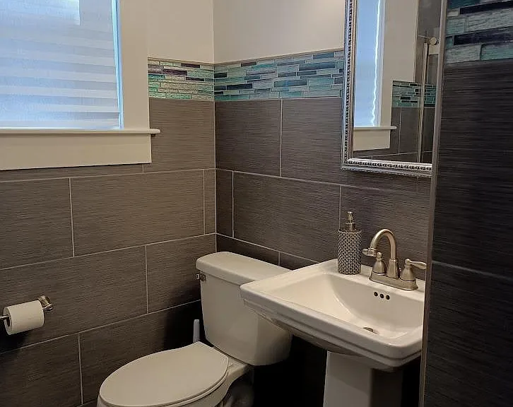717 S Eugene St — Photo 11