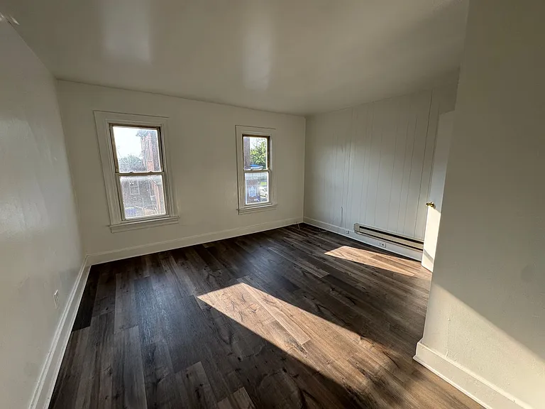 638 N Franklin St — Photo 20