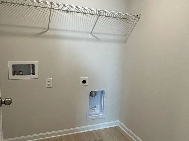 2533 Trollinger Dr — Photo 25