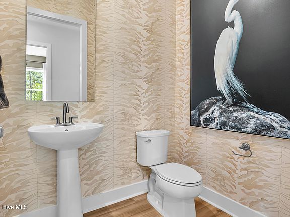 4th image of 2031 Oakton Drive #8