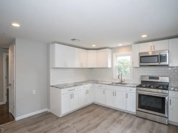 976 Roosevelt Ave, Union, NJ 07083