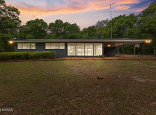 711 Country Club Rd, Fort Valley, GA 31030