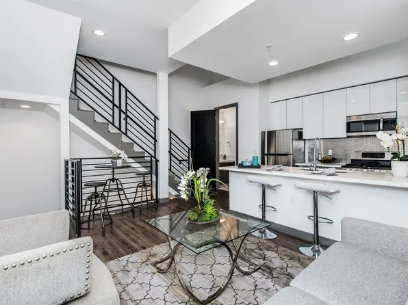 1223 N Edgemont St #12, Los Angeles, CA 90029
