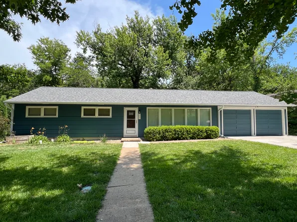 309 Valley Dr #A, Manhattan, KS 66502