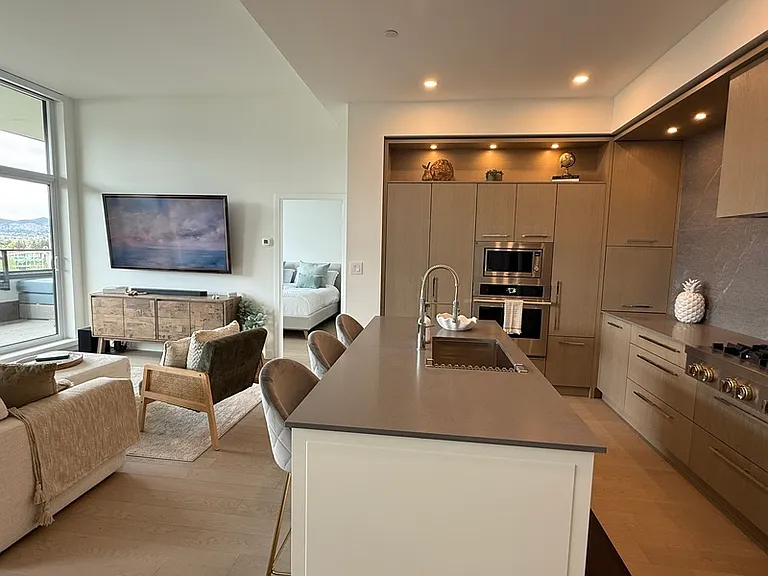 3389 Lakeshore Rd #602 — Photo 9