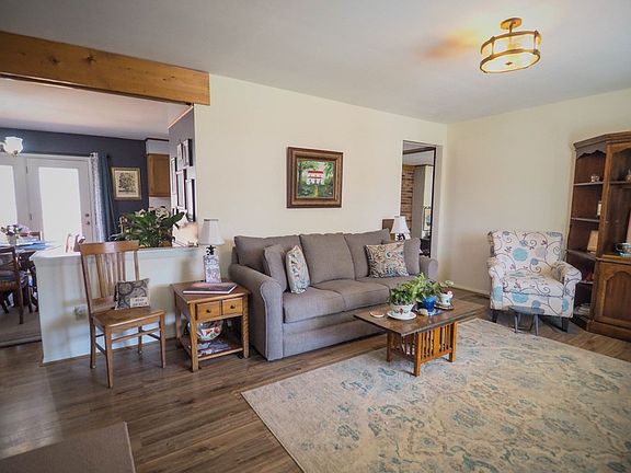 4th image of 259 Oakside Dr