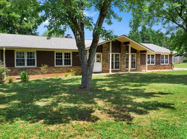 30 Benham Cres, Cartersville, GA 30120