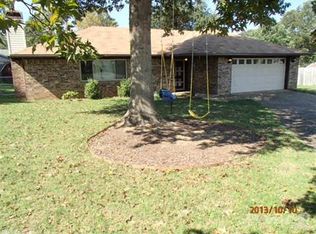 9 Newbury Ln, Jacksonville, AR 72076