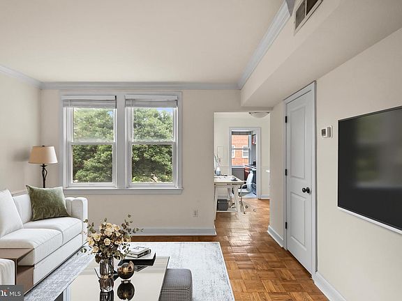 2nd image of 719 S Saint Asaph St APT 201
