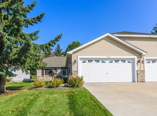 7596 Newbury Rd, Woodbury, MN 55125