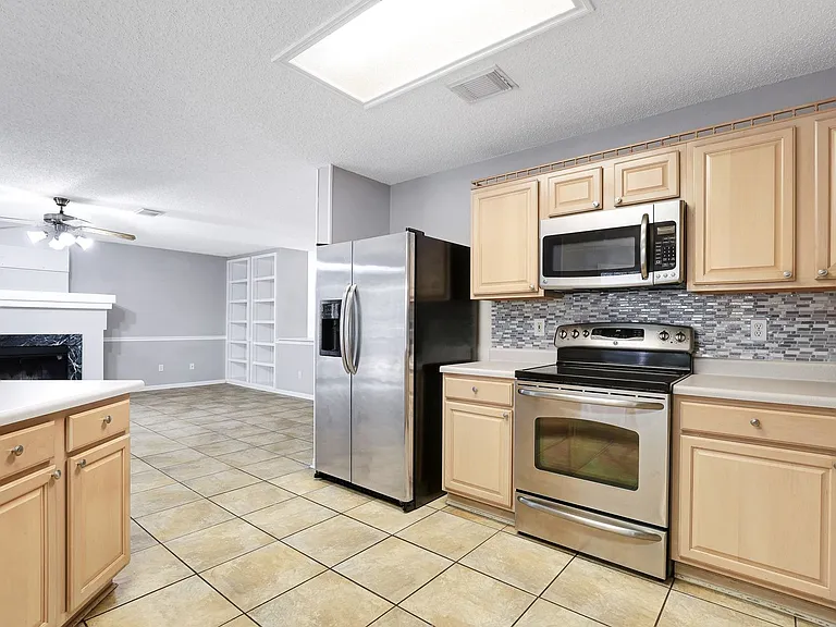 8502 Cottage Park — Photo 9