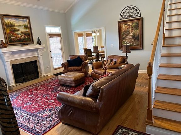 4th image of 2224 Monticello Dr