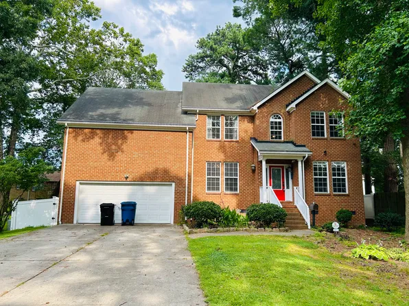 3412 Sale Dr, Virginia Beach, VA 23464