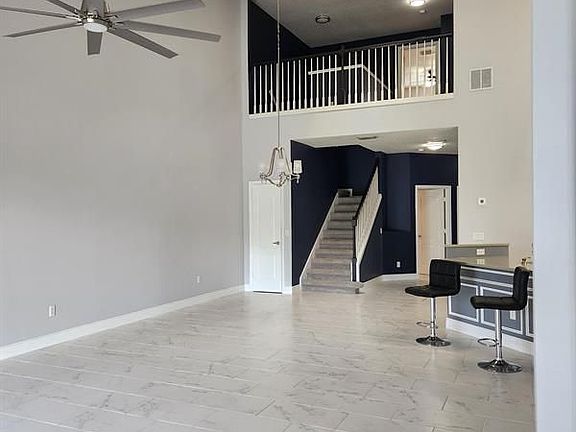 5th image of 1689 SW Harbour Isles Cir #5
