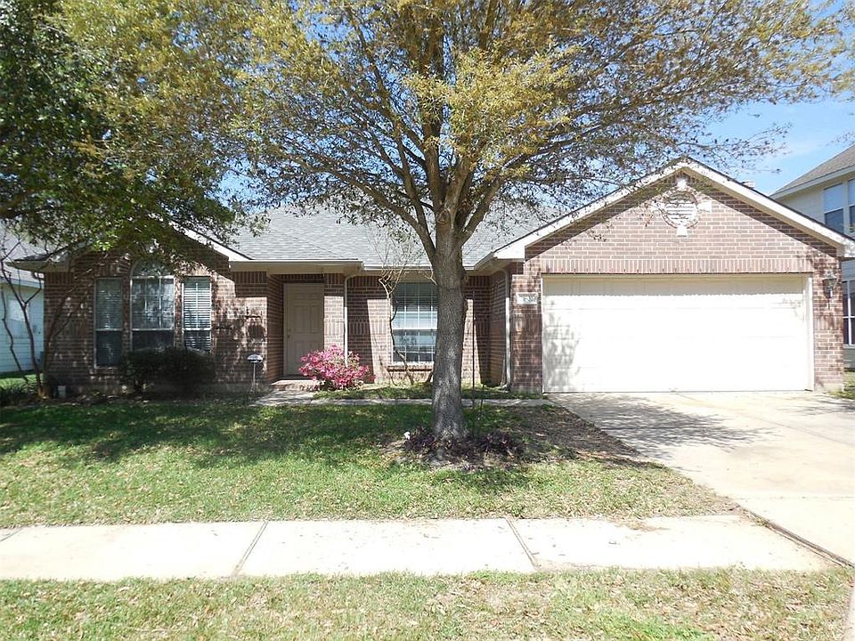 1st image of 21802 Manor Court Dr