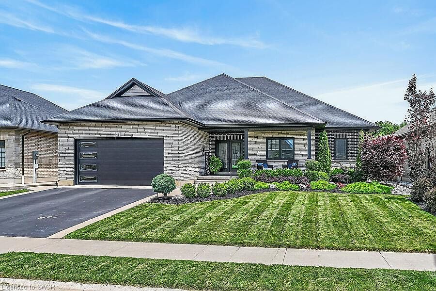 1st image of 42 Bluenose Dr