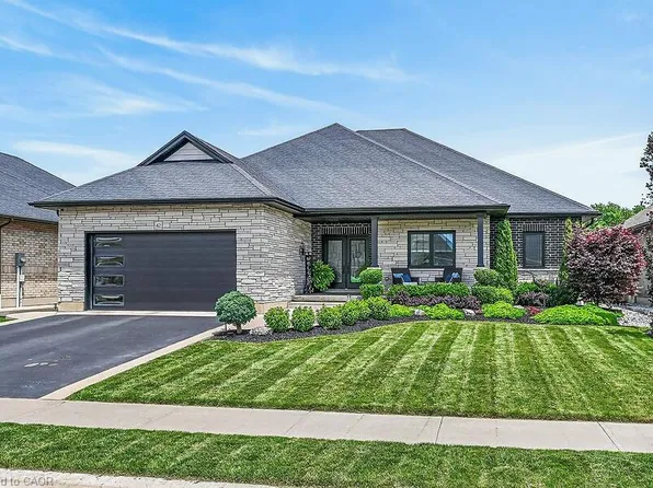 42 Bluenose Dr, Norfolk County, ON N0A 1N7