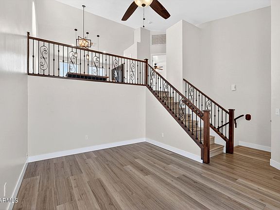 3rd image of 1417 E MINERAL Road