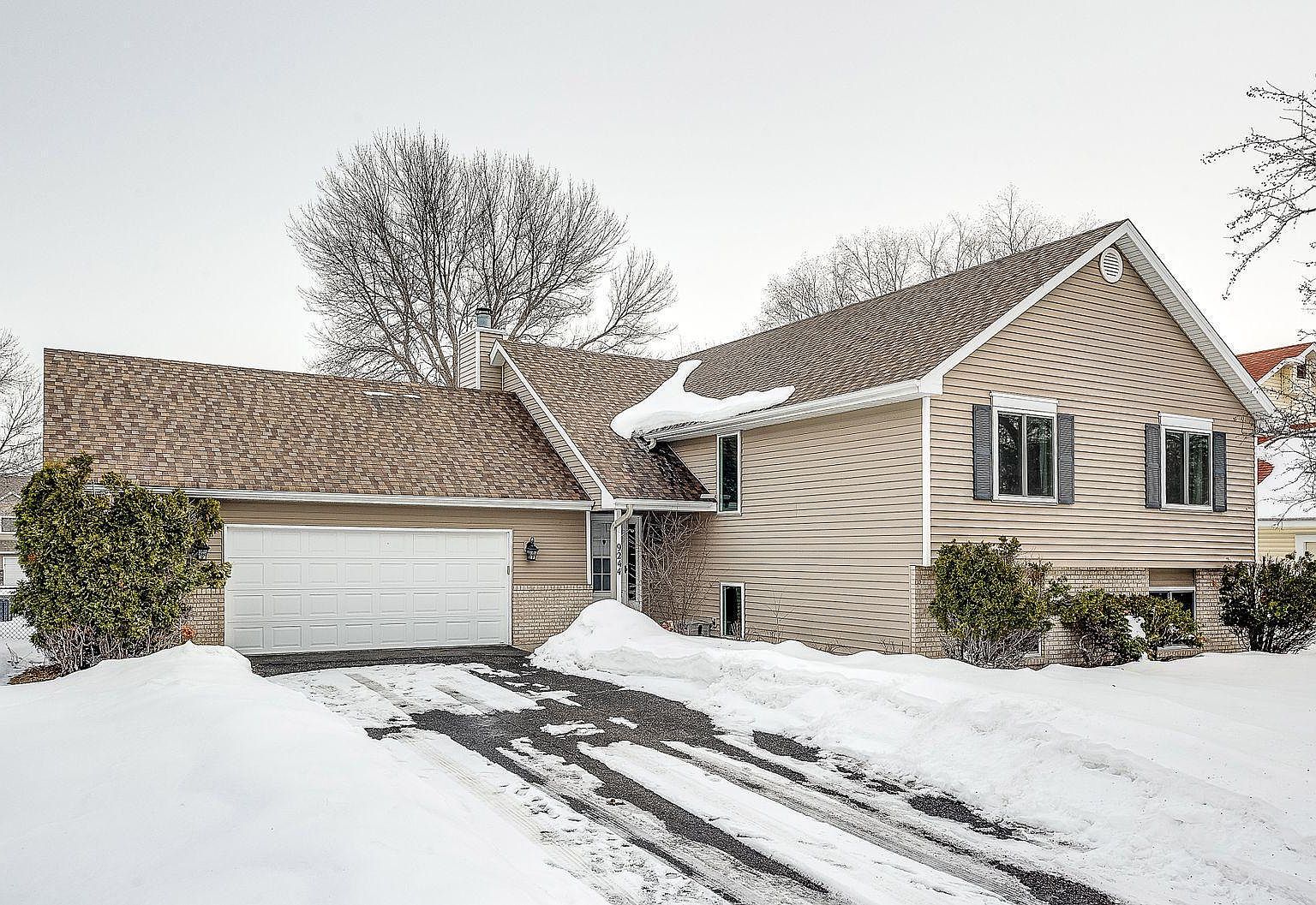 9244 Loch Lomond Ct N, Brooklyn Park, MN 55443 Zillow