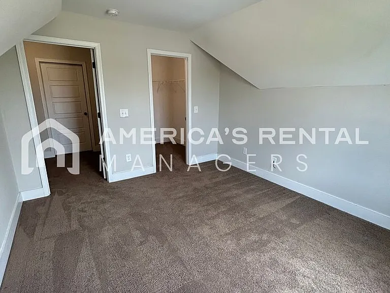229 Union Station Dr — Photo 23