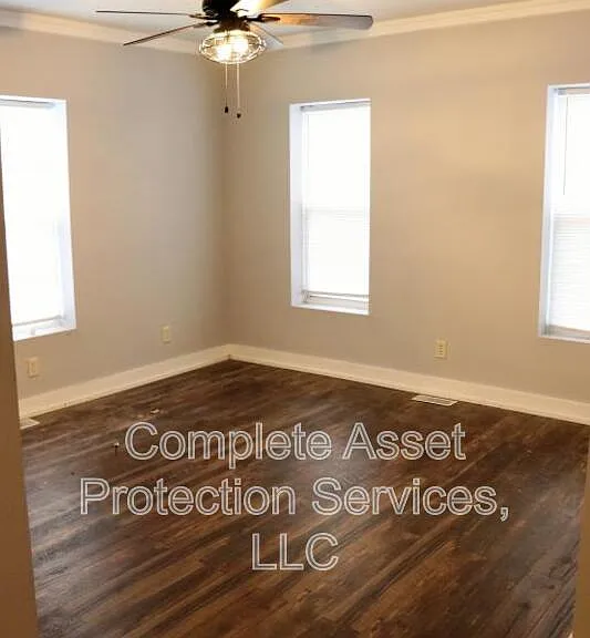 117 Columbia St — Photo 17