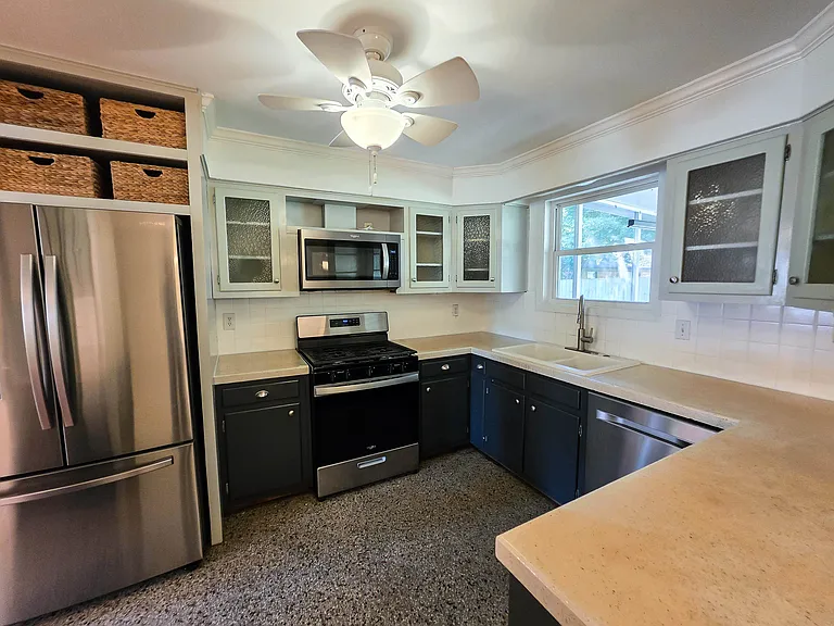 5226 Princeton Rd — Photo 6