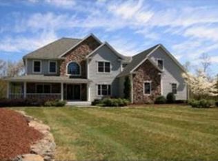 17 Elnathans Way, Hollis, NH 03049