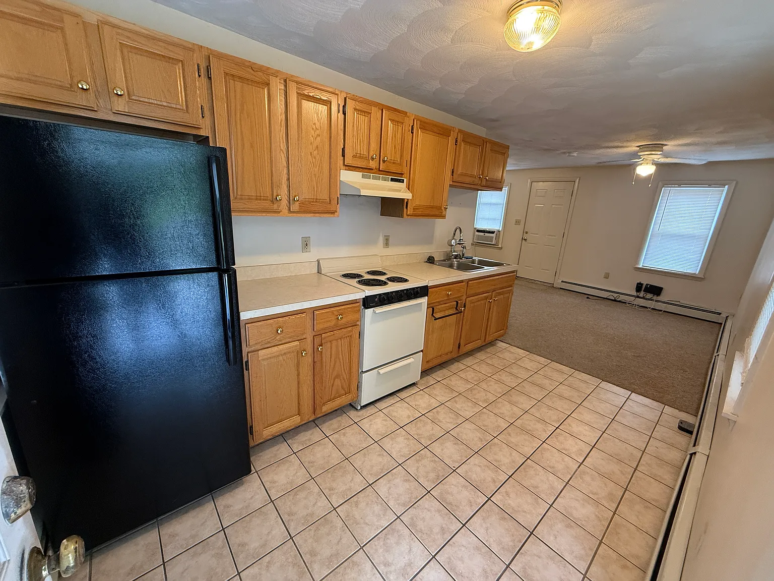 1 bed, 800 sqft, $1,275 — Photo 4