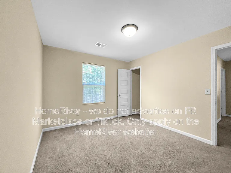 253 Lantana Xing — Photo 7