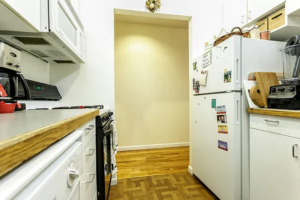 Rented by Walber 82nd Street | media 2