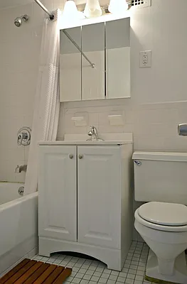 Rented by Mallory Management Corp | media 5