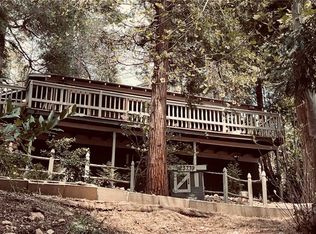 23739 Skyland Dr, Crestline, CA 92325