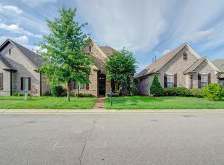 6872 Lagrange Pines Dr, Cordova, TN 38018