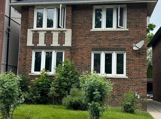 32 Glen Echo Rd, Toronto, ON M4N 2E1