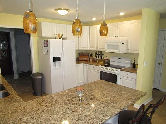 4th image of 5546 Ava Ct