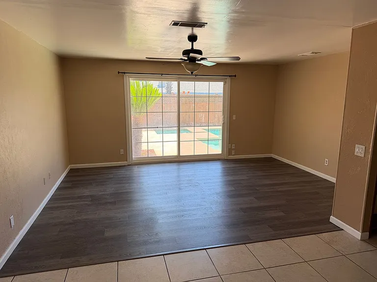 1335 W Evergreen Ct — Photo 5