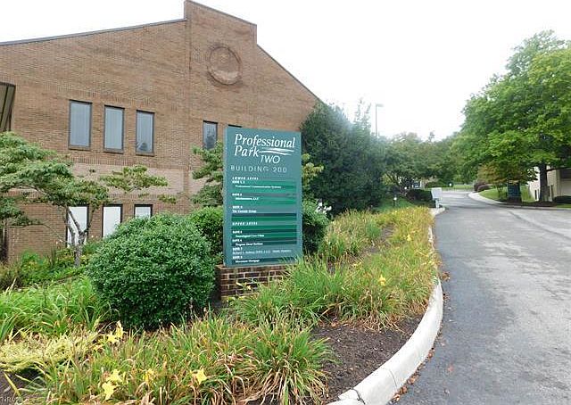 1st image of 200 Professional Park Dr SE