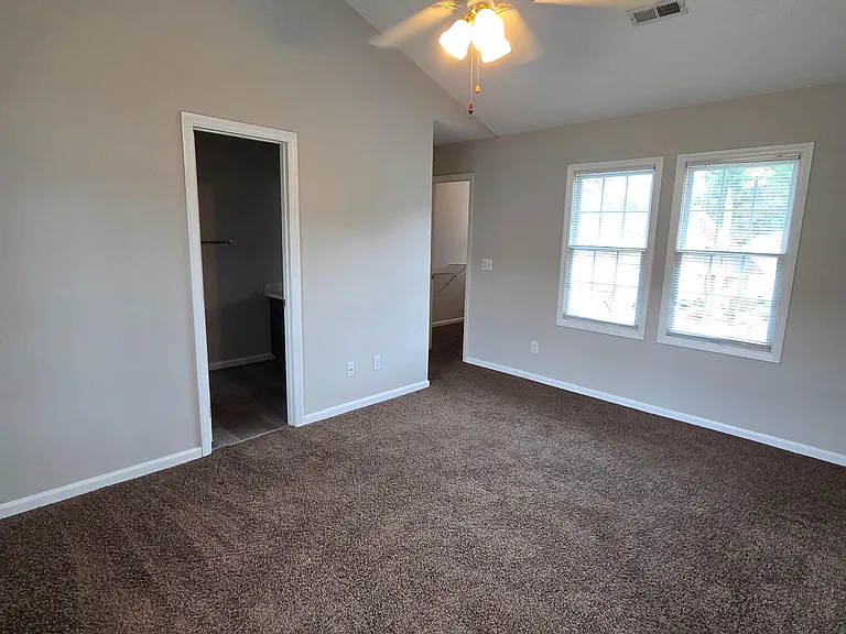 549 Mountain Lake Dr — Photo 21
